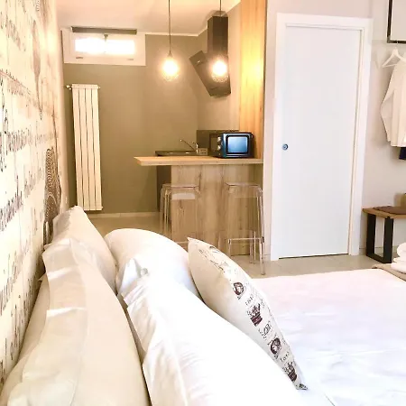 Colibri House Apartsuite Chioggia Guest house Sottomarina